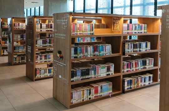 J Estates Library & Lounge
